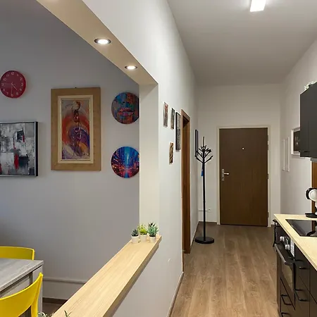 Art Design Gallery - Center - Free Parking * Bratislava
