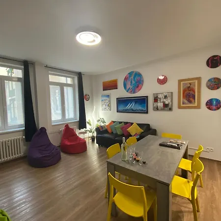 Art Design Gallery - Center