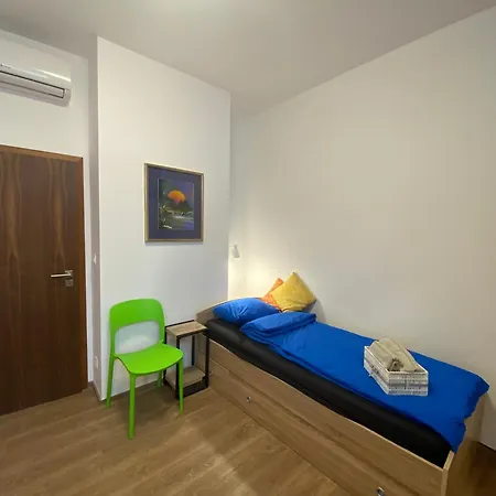 Art Design Gallery - Center Apartmán