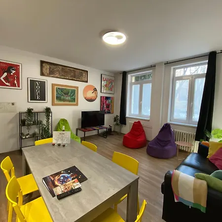 Art Design Gallery - Center 아파트