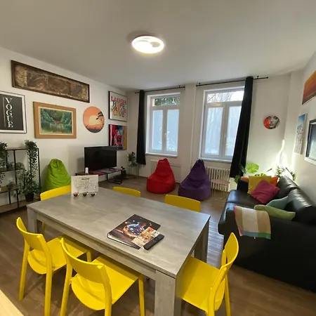 Art Design Gallery - Center