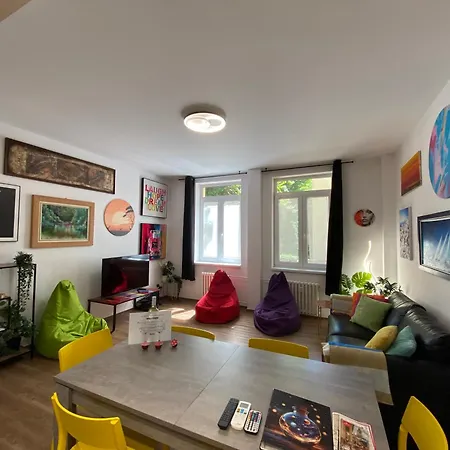 아파트 Art Design Gallery - Center